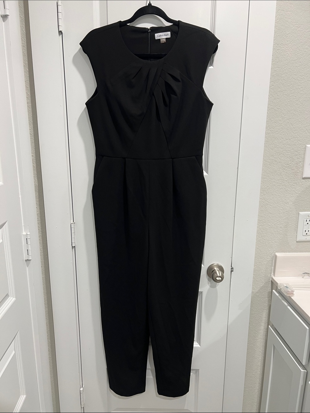 Calvin Klein Black Cap-Sleeve Pleated-Front Jumpsuit